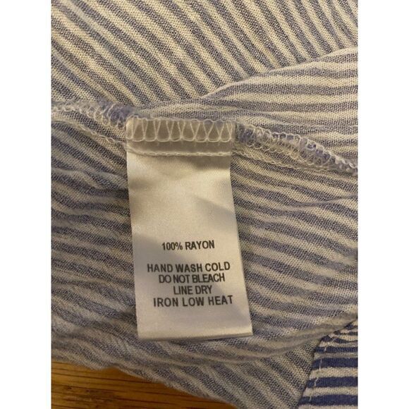 Lulus , women's blue, white striped sleeveless blouse, tie on the back size med - Picture 6 of 8